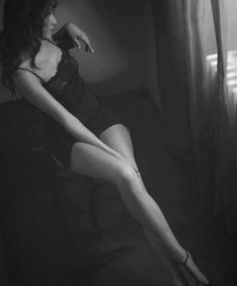 Встречи со мной — это возможность окунуться в мир наслаждений и безудержной страсти. Я живу в Москве и готова стать вашей воплощенной фантазией. Мои услуги охватывают широкий спектр от классического секса до экзотических практик. Будьте уверены, в моих руках вы откроете непознанные грани наслаждения. Позвольте себе роскошь провести время с истинной годностью, и вы не пожалеете. Жду вас, чтобы воплотить в жизнь самые смелые и горячие фантазии. 🌟🌹💋 10748, 23 года